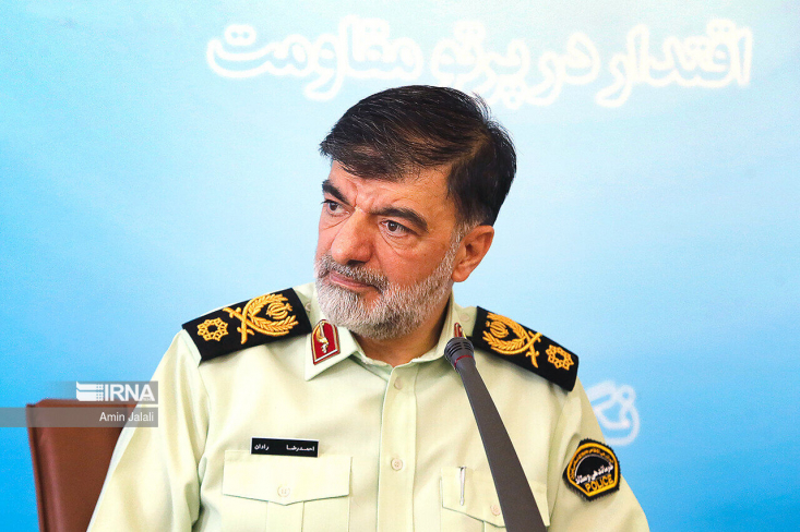 کاهش ۱۶ درصدی سرقت در تهران/ کشف ۵۰۰موبایل سرقتی در یک عملیات در حوزه جرائم خاص نیز موفق شدیم حدود ۳۰ درصد کاهش در وقوع داشته باشیم که امیدواریم با ادامه این روند، تا پایان سال شاهد کاهش بیشتر جرائم باشیم.