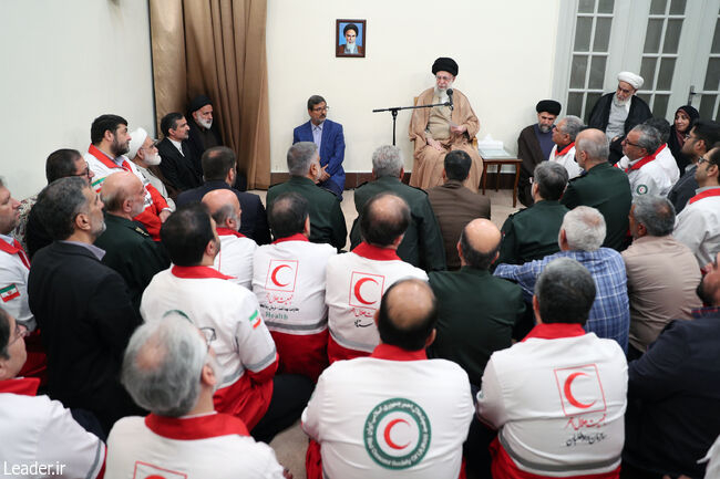 ایستادگی در مقابل وحشیگریها در غزه، یک وظیفه همگانی/ باطل ماندنی نیست، باطل رفتنی است، بلاشک، منتها باید اقدام کرد رهبر انقلاب ورود جوانان با انگیزه و مبتکر به بخشهای مختلف همچون صنعت، سیاست، سازندگی، ادبیات و هنر را باعث رقم خوردن پیشرفتهای کنونی برشمردند و افزودند: با وجود جوانان با همت و پر انگیزه هیچ کار نشدنی در کشور وجود ندارد.