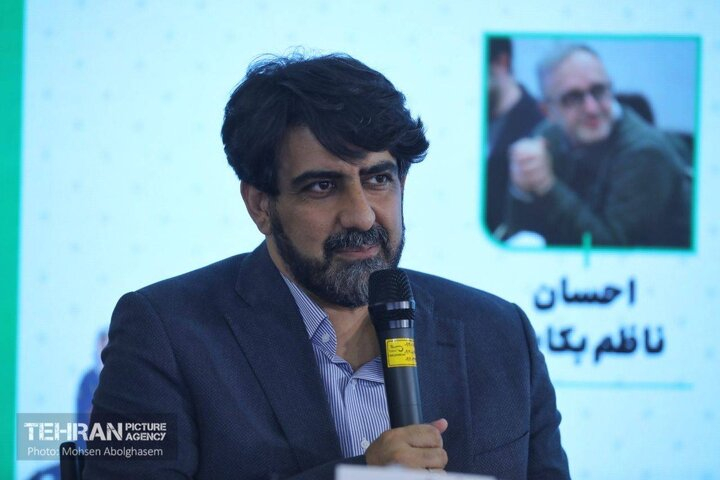 تا هفته «تهران» ۱۵ عنوان دیگر به مجموعه ۲۵ جلدی«متولد تهران» اضافه میشود رئیس مرکز ارتباطات و امور بینالملل شهرداری تهران از تخصیص دیوار ویژه در شهر برای نمایش تصاویر مشاهیر تهرانی خبر داد.