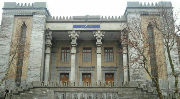 در پی ادعای بی‌اساس مطرح شده راجع به برنامه صلح‌آمیز هسته‌ای ایران در ارزیابی سالانه نهاد اطلاعاتی اتریش، امروز جمعه ۹ خرداد ۱۴۰۴ خانم میشائلا پاخر کاردار سفارت جمهوری اتریش در تهران (در غیاب سفیر) توسط رییس اداره اول غرب اروپا به وزارت امور خارجه احضار و مراتب اعتراض شدید کشورمان به وی ابلاغ شد.

