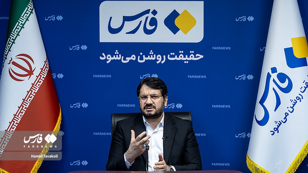 ناگفتههای بذرپاش از مدیریت لحظات بحران دولت شهید رئیسی/ نگاه راهبردی دولت سیزدهم در تحول تجربه عمومی وزیر راه و شهرسازی دولت سیزدهم از ناگفتههای میدانی و تصمیمات دقیقه نودی دولت شهید رئیسی میگوید و به روایت پشتپرده پروژههای کلان، عملیاتهای ویژه و لحظههای بحرانی دولت سیزدهم میپردازد.