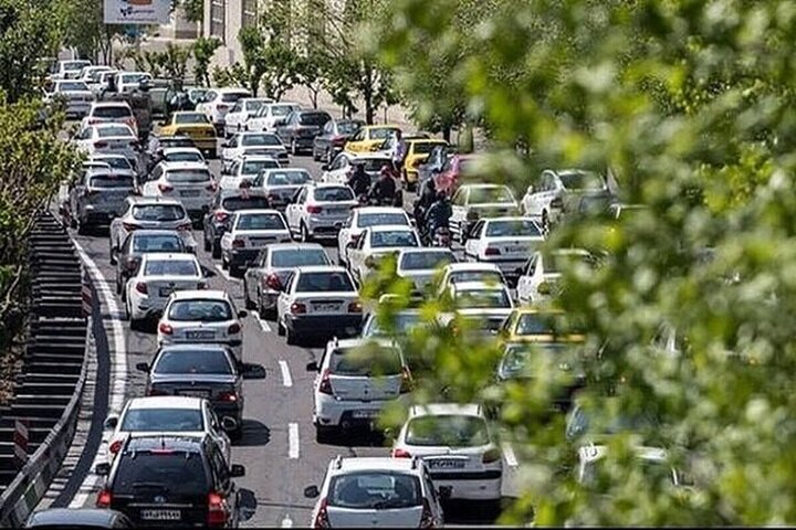 ترافیک سنگین در آزادراه تهران-قم رئیس مرکز اطلاعرسانی پلیس راهور تهران بزرگ از ترافیک سنگین در آزادراه تهران-قم محدوده علامه عسگری تا عوارض خبر داد.
