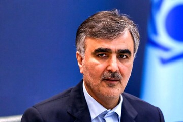واردات خودرو از محل ارز اشخاص مصوب شد/ تامین ارز صنعت و معدن از ۸ میلیارد دلار عبور کرد فرزین گفت: این اقدام به نوعی هم به بازگشت ارز به چرخه اقتصاد کمک میکند، هم گشایش خوبی در بازار خودرو ایجاد خواهد کرد.