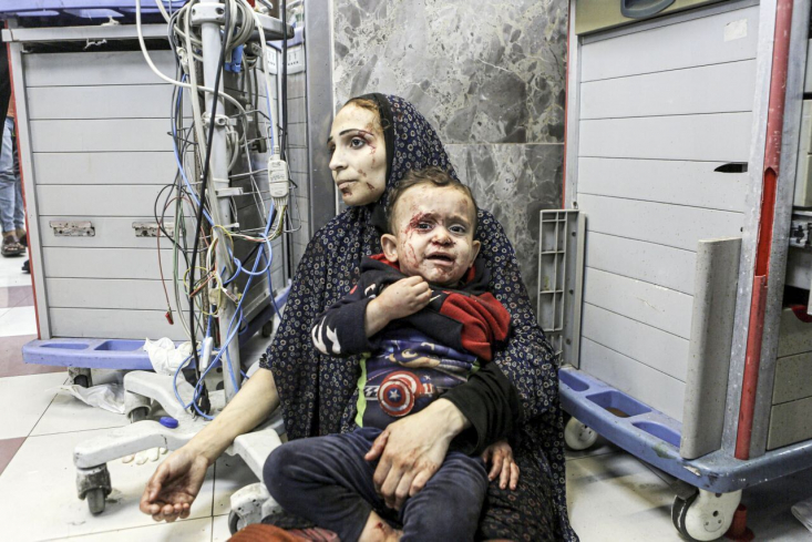 منابع پزشکی و بیمارستانی در نوار غزه امروز یکشنبه از شهادت ۱۱ شهروند فلسطینی و زخمی شدن ۵۰ نفر دیگر آنها در جدیدترین جنایت ارتش رژیم صهیونیستی در این منطقه خبر دادند.