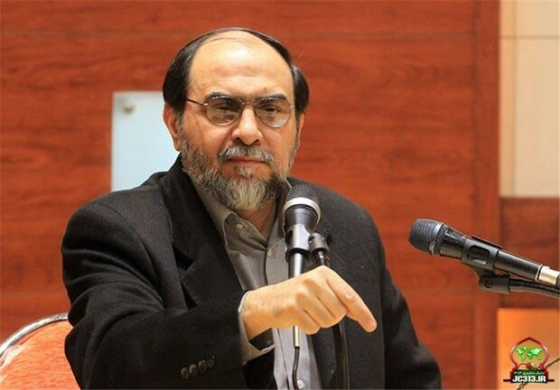 پاسخ دفتر آقای رحیمپور ازغدی به خبرسازی و تقلب ویدیویی چند رسانه: «این دستمزدها خوردن ندارد!» قبل از نوشتن متنهای اینستاگرامی برای خوشامد این و آن، تنابنده حتما با «هما خانم» مشورت کند که عقلش بیشتر است. «گناه سازی» علاوه بر اینکه ترکیب ساختگی است، مصداقش توهین به ۴۶ سال مقاومت ملت است؛ نه سوال از آن توهینها.