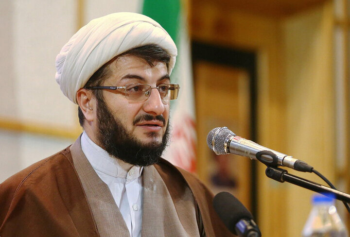 بازنگری در شیوه شناسایی استعدادهای برتر حوزوی معاون پژوهش حوزههای علمیه بر لزوم بازنگری در شیوههای شناسایی استعدادهای برتر حوزههای علمیه و تغییر نگرش در بهرهگیری از هوش مصنوعی در حوزه تاکید کرد.