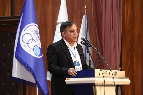 تاجرنیا: ترکیب استقلال کامل است رئیس هیئت مدیره باشگاه استقلال تأکید کرد که ترکیب این تیم کامل بوده و یکی از بهترین تیم های حاضر در لیگ است.