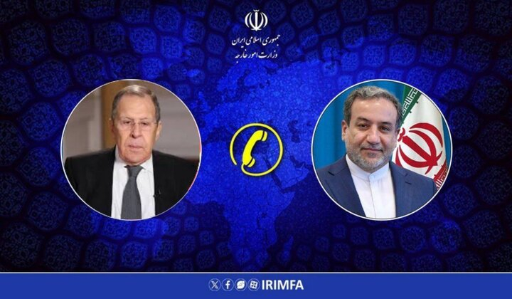 گفتگوی تلفنی وزرای خارجه ایران و روسیه سید عباس عراقچی، وزیر امور خارجه جمهوری اسلامی ایران و سرگئی لاوروف، وزیر امور خارجه روسیه راجع به تحولات مربوط به موضوع هستهای ایران گفتگو کردند.
