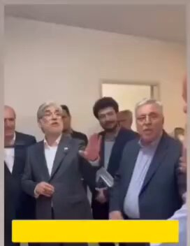 درگیری لفظی وزیر علوم و رئیس دانشگاه شهید بهشتی در بازدید از خوابگاه بهشتی/ اعتراض دانشجویان به نبود آب آشامیدنی این جدال آشکار، بار دیگر عمق سوءمدیریت گسترده در ساختار آموزش عالی جمهوری اسلامی را نشان داد؛ جایی که دانشجویان حتی از ابتداییترین نیازها مانند آب آشامیدنی محروم ماندهاند و مسئولان تنها به اتهام علیه یکدیگر بسنده میکنند.