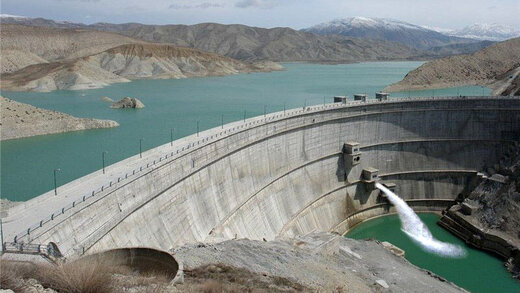  همچنان جریان‌هایی فعالند که می‌خواهند تهران را به بن‌بست بکشند، توسعه را متوقف کنند و منابع و منافع پایتخت را در انحصار عده‌ای خاص نگه دارند. امروز بیش از هر زمان دیگر، باید از خود پرسید: کمبود آب واقعیت است یا بهانه؟