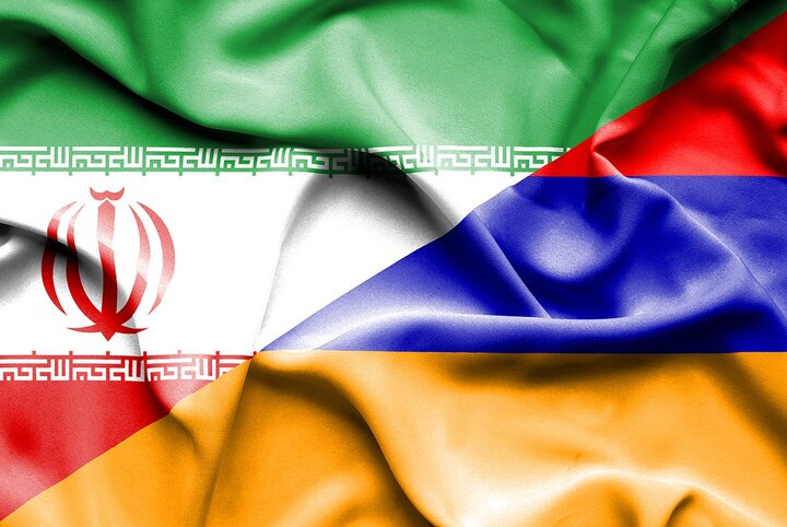 گسترش همکاریهای انرژی ایران و ارمنستان مدیرعامل شرکت ملی پالایش و پخش فرآوردههای نفتی در دیدار با وزیر و معاون وزیر اقتصاد ارمنستان، درباره گسترش همکاریهای انرژی و توسعه تجارت فرآوردههای نفتی میان دو کشور گفتگو کرد.