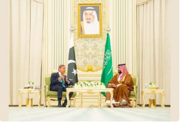 ریاض و اسلام آباد توافق دفاعی استراتژیک مشترک امضا کردند.