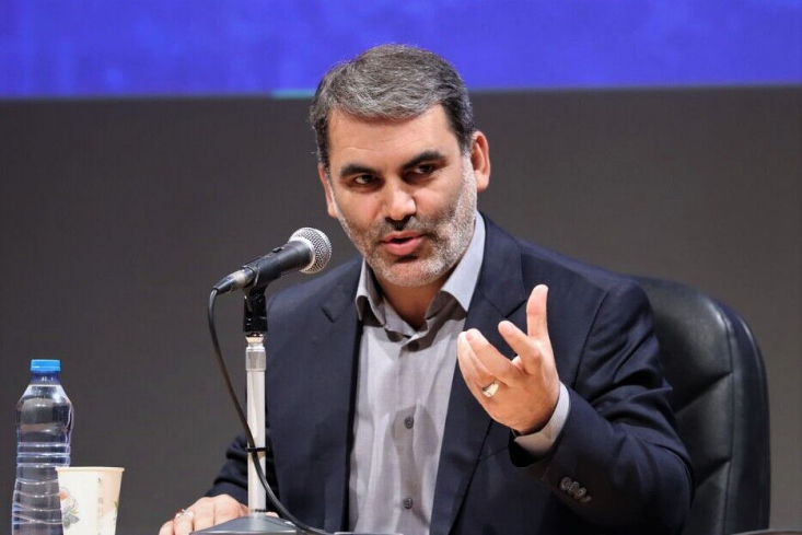 وی با اشاره به تأکید رهبر انقلاب بر تحقق رشد ۸ درصدی افزود: «این حکم، حکم ولایی است؛ همانند فرمان ایشان در دوران دفاع مقدس مبنی بر شکستن حصر آبادان. ممکن است عده‌ای ادعا کنند که این هدف دست‌نیافتنی است، اما ما مکلف به تلاش هستیم؛