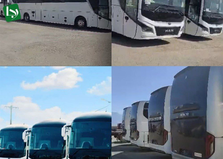 در حال حاضر ۱۶ اتوبوس صفر کیلومتر مدل ۲۰۲۵ و ۲۰۲۶ در گمرک بازرگان و ۲۴ دستگاه چینی در بندر رجایی متوقف شده‌اند؛ درحالی‌که مردم در ترمینال‌ها با کمبود صندلی روبه‌رو هستند.