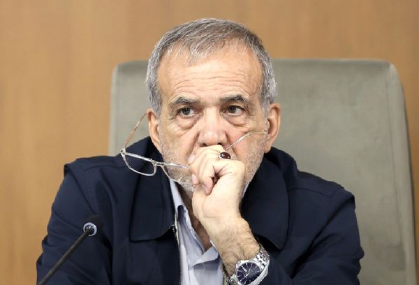 توزیع شیر رایگان در مدارس از جمله اقداماتی بود که در دولت سیزدهم و با دستور مستقیم شهید رئیسی به منظور حفظ سلامت دانش‌آموزان بویژه در مناطق محروم و کم برخوردار پس از ۶ سال وقفه انجام شد.
