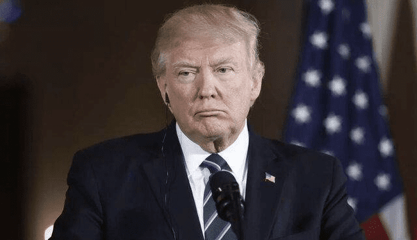  کاتلین جانسون: شما این صحنه را بارها و بارها دیده‌اید. همان فیلمنامه قدیمی، همان بازیگران تکراری، همان دیالوگ‌های نخ‌نما. هیچ‌چیز واقعاً تغییر نمی‌کند؛ فقط نام کشور عوض می‌شود.