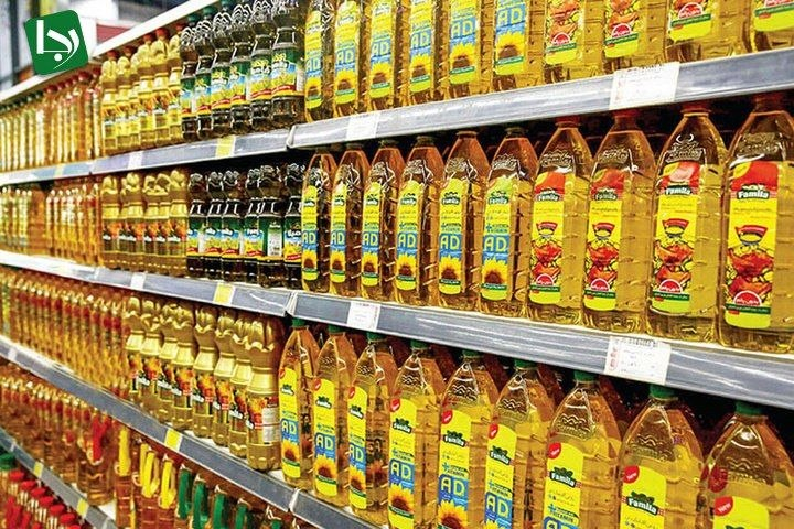 علت این رشد قیمت، افزایش نرخ ارز حاصل از واردات روغن خام از ۱۱۲ هزار و ۵۰۰ تومان به ۱۳۰ هزار و ۲۰۰ تومان اعلام شده است.
