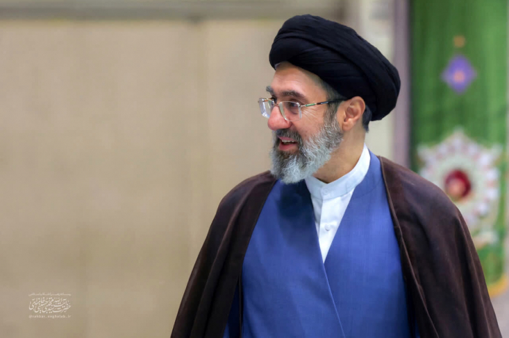 ضرت آیت‌الله سیدمجتبی خامنه‌ای رهبر معظم انقلاب اسلامی در پاسخ به نامه ابراز محبت و تسلیت جمعی از فعالان مردمی حوزه جمعیت به مسأله افزایش جمعیت و نسبت آن با قدرت و تمدن ایران اسلامی اشاره کردند.