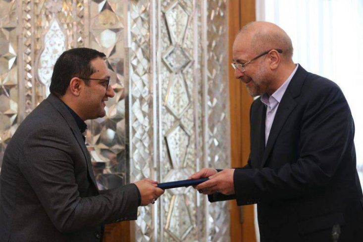 پس از افشای دروغ «همه چیز با رهبری هماهنگ است» در پیام علی‌الاصول، اکنون با این خداحافظی زودهنگام مشخص شد که دروغ جدید «مذاکره و تفاهم فریب جنگی بود» هم چیزی جز یک توجیه نبوده است.

