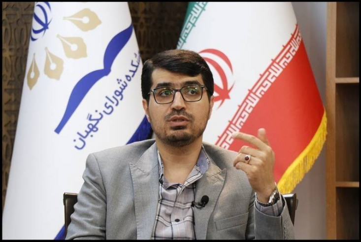 در پی اجرای حکم ۱۰ ماه حبس حمید رسایی، نماینده تهران در مجلس دوازدهم، جمعی از حقوقدانان با تأکید بر اینکه محکومیت به حبس به‌معنای پایان نمایندگی نیست.
