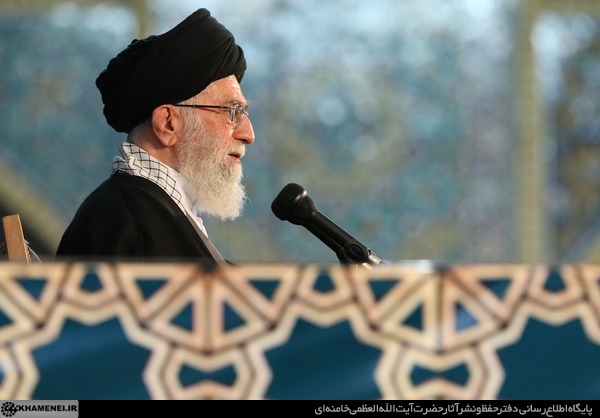 دولت باید با منتقدان خود رفتار مناسب داشته باشد، تحقیر مخالفان خلاف "تدبیر" است/ دلواپس بودن جرم نیست، اما به معنای نادیده گرفتن زحمات نباشد؛ از طرف دولت و طرفدارانش هم نباید اهانتی شود.