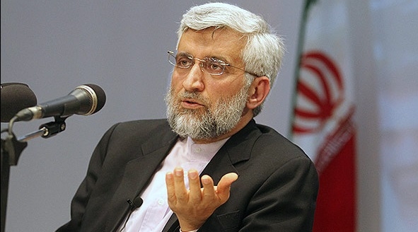 مطابق با NPT همه اعضا حق داشتن چرخه سوخت هسته ای و تحقیق و توسعه را دارند/ می گویند فردو باید تعطیل شود، دلیل آن را می پرسیم پاسخی که می دهند این است که فردو چون زیر کوه است، اگر بمبارانش کنیم خراب نمی شود تمام بحث ما این است که جمهوری اسلامی ایران نمی پذیرد که یک استثنا باشد. نه حقوق کمتری را حاضر است قبول کند و نه تکالیف بیشتری را. ما یک عضو NPT هستیم شما می گوئید نگرانی داریم. ما می گوئیم ما هم مثل همه اعضا زیر نظر آژانس و دوربین ها و بازرس های او در حال فعالیتیم و می بایست از حقوقمان برخوردار باشیم.