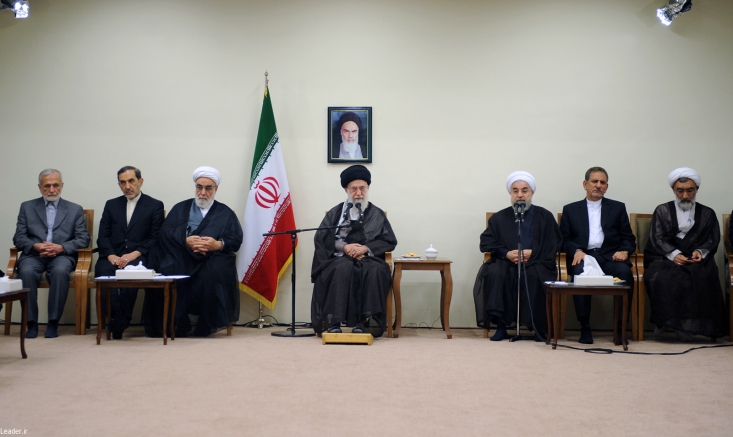  اهداف خصمانه و صریح دشمنان در حرفها و نوشته های آنها، قابل درک است و هیچ کس نباید فراموش کند که جبهه دشمن با سلاحِ آماده در مقابل ملت و کشور، موضع گرفته است و ما نیز باید با جبهه بندی دقیق، به اقتضای موقعیتهای مختلف، در مقابل دشمنان تصمیم گیری و اقدام کنیم.
/البته ضرورت درک دشمنی پایان ناپذیر صهیونیستها و امریکایی ها، مختص دولتمردان نیست و آحاد مردم بخصوص عناصر دلسوز انقلاب باید این واقعیت را مورد توجه قرار دهند، اما وظیفه دولتمردان در این زمینه بیشتر است. 
