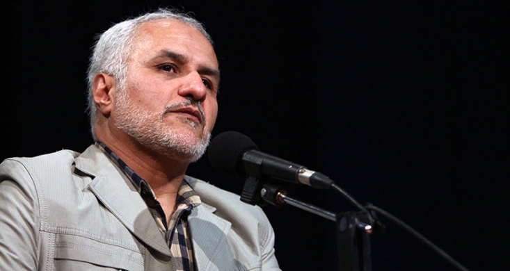 حسن عباسی با شکایت ارتش جمهوری اسلامی ایران بازداشت شد امروز چهارشنبه ۱۳ مرداد ۱۳۹۵ حسن عباسی با شکایت ارتش و حفاظت اطلاعات ارتش جمهوری اسلامی در دادسرای نظامی حاضر و به حکم بازپرس بازداشت شد. این اتفاق، علیرغم عذرخواهی ایشان و نامه متقابل فرمانده محترم نیروی زمینی ارتش صورت گرفت.