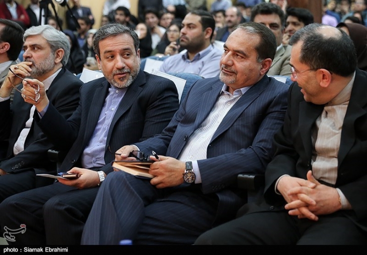 دولت های کارگزاران و اصلاحات بیشترین نفوذی ها را به نام جریان خود ثبت کرده اند و از معاونت تا وزیر و نماینده مجلس را در رسانه های آمریکا و انگلیس را به خود اختصاص داده اند و انگار این ماجرا تمامی ندارد و حتی نفوذی های سابق نیز هنوز مشغول کار هستند.

