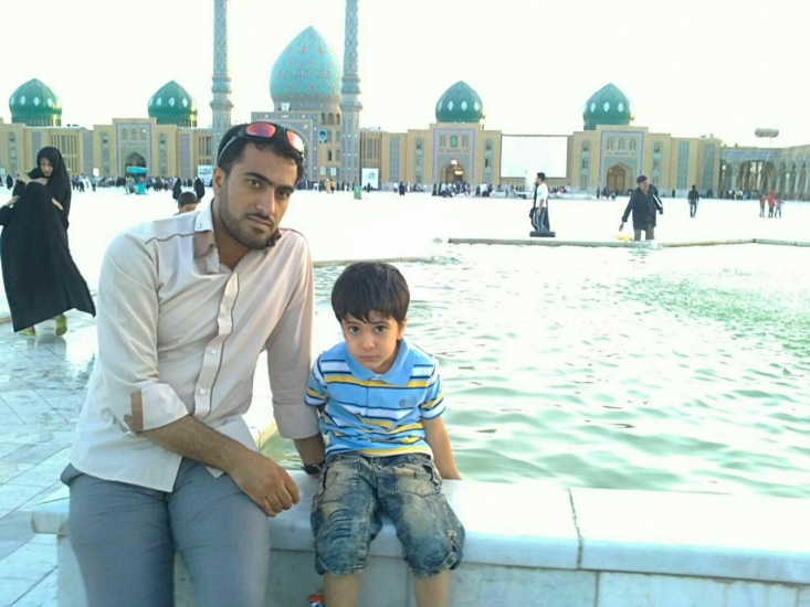 مهدي در انتهاي همه مداحي‌‌هايش جمله «شهادت آرزومه» را زمزمه مي‌كرد و آخرش هم به اين مقام نائل شد. يادم هست همسرم در يكي از جلسات خواستگاري گفت: خواب ديده در بياباني است و امام حسين(ع) به ايشان مي‌فرمايند: «هل من ناصر ينصرني» و آقا مهدي در جواب مي‌گويند: آقاجان من شما را ياري مي‌كنم و تنها نمي‌گذارم. اين خواب همسرم با رفتن به جمع مدافعان حرم تعبير شد.
