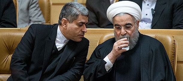 در بررسی شاخص های اقتصادی، دو مساله در دوران آقای روحانی بسیار چشمگیر و قابل توجه است. دو شاخصی که نشان از اوضاع بسیار بد اقتصادی و در نتیجه فلاکت اقتصادی در سال های 92 تا 96 می دهد. 