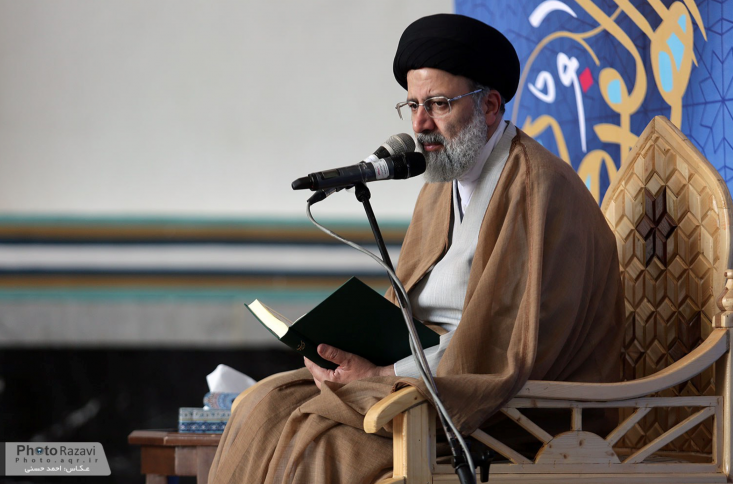 تولیت آستان قدس رضوی در جلسه تفسیر سوره والعادیات گفت:حکومت آل سعود امتداد راهبردی نظام استکبار جهانی در منطقه بوده و علی‌رغم تمام امتیازاتی که به آمریکایی‌ها می دهد هر روز بیشتر تحت سلطه و نفوذ آن‌ها قرار می‌گیرد.