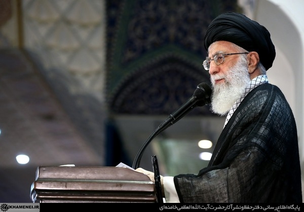 رهبرمعظم انقلاب فرمودند: از جمله کارهای مهم، کارهای فرهنگی است؛ ما خلل و فرج فرهنگی زیاد داریم؛ جاهایی که نفوذگاه دشمن است؛ این را هم مجموعه‌های مسئول دولتی، هم مجموعه‌های گسترده‌ی عظیم مردمی موظفند پیگیری کنند

