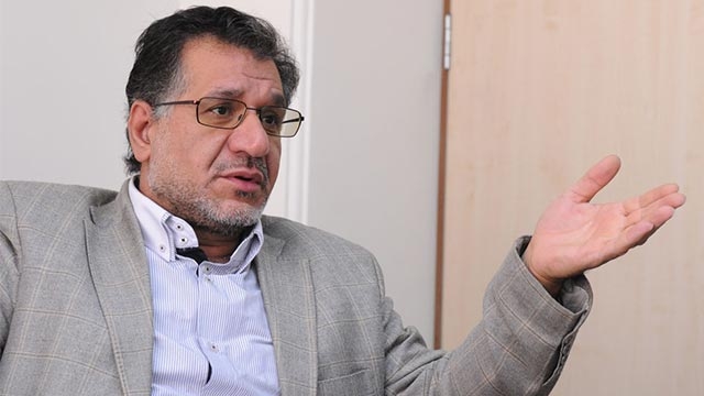 تهیه کننده فیلم سینمایی «اخراجی ها» که بدون شک یکی از فیلم های مهم دهه ی گذشته ی سینمای ایران محسوب می شود اکنون بر تخت بیمارستان در حالی مبارزه با بیماری سخت سرطان است. شفا که دست خداست و پزشکان نیز مشغول تلاش برای مداوا اما شاید بد نباشد هر کدام از ما که با تماشای این فیلم حالمان خوب شده برای حال خوب «حبیب الله کاسه ساز» دعا کنیم. 