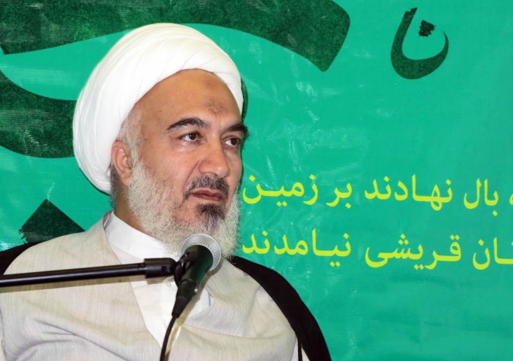 عرصه فرهنگ در سبک زندگی غربی، توسط دستگاه‌های «انگیزشی، پرورشی و گزینشی» مدیریت می‌شود. در بخش انگیزشی، رسانه‌ها با هدایت و کنترل افکار عمومی، باعث انگیزش اجتماعی برای انسان‌هایی می‌شوند که باید در تولید سود بیشتر مشارکت کنند. در بخش پرورشی، مراکزی مانند مهدهای کودک، مدارس، دانشگاه‌ها و... فعال هستند تا افراد ایده‌ تحقیقاتی جدیدی ارائه دهد که موجب تسخیر بازار و دستیابی به سودهای نجومی شود. در بخش گزینشی، بر تجربه‌کردن رذایل و پلیدی‌های مختلف تأکید می‌شود تا روحیه‌ی خودداری و حیا و سایر امور فطری که به‌مثابه مانعی در برابر ارتکاب جنایات و تعدی‌ها هستند، از بین برود.