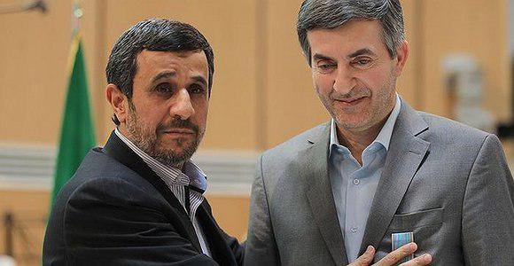 توهین حامیان فرقه بهار به شهدای مدافع حرم ریشه در کدام رفتار احمدی نژاد دارد؟/مشایی: کاری نکنیم که بگویند جبهه جهانی تصمیم گرفته حکومت سوریه عوض بشود و ایران همراهی نکرده!/ احمدینژاد: دو طرف درگیری از آمریکا اسلحه می خرند پس شیطانی هستند احمدی نژاد در جریان جنگ سوریه با تقلیل فتنه صهیونیستی شام به جنگ داخلی، آن را دعوای ملت سوریه با یکدیگر معرفی کرد و اینگونه نسخه بی طرفی در این خصوص را پیچید.