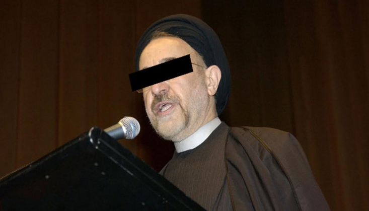 فرار به جلوی متهم اصلی فتنه 88 /آقای خاتمی! اردوکشی های خیابانی شما در سال 88 در دوران قاجار هم سابقه نداشت؛ شما دیگر از عقبگرد در دموکراسی سخن نگویید رفتار اصلاح طلبان در 88 بدیهی ترین اصول دموکراسی را هم نقض کرده و میرفت تا در صورت موفقیت، فرهنگ سیاسی بدوی و قبیله ای را جایگزین موازین قانونی و اسلوب دموکراسی در ایران نماید. از این جهت می توان مدعی شد آنچه که باعث عقب گرد حقوق شهروندی و دموکراسی نه به صد سال قبل که به چندین قرن قبل از آن شده، نوع فعالیت های خاتمی و اصلاح طلبان در سال 88 است و نه عضویت و یا عدم عضویت یک زرتشتی در شورای شهر.