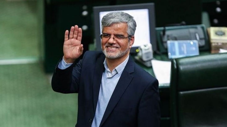 چهرهها و رسانههای اصلاحات از کدام «استاندارد» و «شفافیت» در FATF میگویند؟ در حالی که «ژنرال» عرصه دیپلماسی در جلسه رایگیری حاضر نشد هیچ تضمینی درباره دستاوردهای CFT بدهد، حق است که رپرتاژ محمود صادقی و همفکرانش را برای FATF مصداق «کاسه داغتر از آش» دانست.