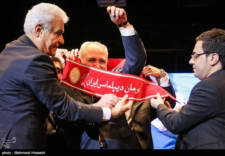 پاسخ FATF به عقب نشینیهای دولت و مجلس: هیچ تضمینی برای خروج ایران از لیست سیاه وجود ندارد؛ ایران باید استثناهایی که برای برخی گروهها در نظر گرفته را بردارد!/ شورای نگهبان جلوی این خسارت بزرگ را بگیرد FATF به صراحت اعلام کرد نه تنها تضمینی برای خروج ایران از لیست سیاه ساختگی آمریکا وجود ندارد که ایران باید تعریف گروه های تروریستی مدنظر FATFرا بپذیرد و استثناهایی که برای برخی گروهها در نظر گرفته را بردارد!