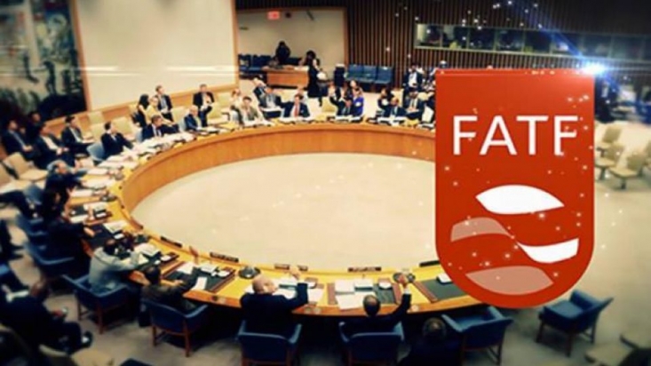 اعمال نفوذ گروه G20 بر FATF/ تعریف G20 از تروریسم مبنای عمل FATF است رابطه این نهاد با گروه جی 20 نشان می دهد که این نهاد نه تنها مستقل نیست، بلکه به شدت تحت نفوذ بیست کشور صنعتی عمدتا سلطه گر جهان یعنی گروه جی 20 بوده و در واقع این گروه در راستای تامین منافع این کشورها برای FATF تعیین تکلیف میکند.