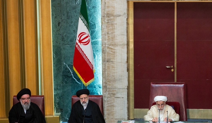 در حالی که رئیسجمهور ما دارد به «مکرون» دست میدهد، فرانسه بههمراه دو کشور دیگر علیه ما بیانیه صادر میکنند/ اروپاییها با بیانیه خود، حرمت ملّت ایران را شکستند آیتالله رئیسی، نگاه به دست خارجیها برای حل مشکلات کشور را مورد انتقاد قرار داد و گفت: اگر نظام یارانه و مالیات اصلاح شود، اگر نگوییم همه مشکلات، امّا بخش قابل توجهی از نگرانیهای بودجهای حل میشود؛ فقط کافی است با نگاه انقلابی و با قدرت وارد شد.