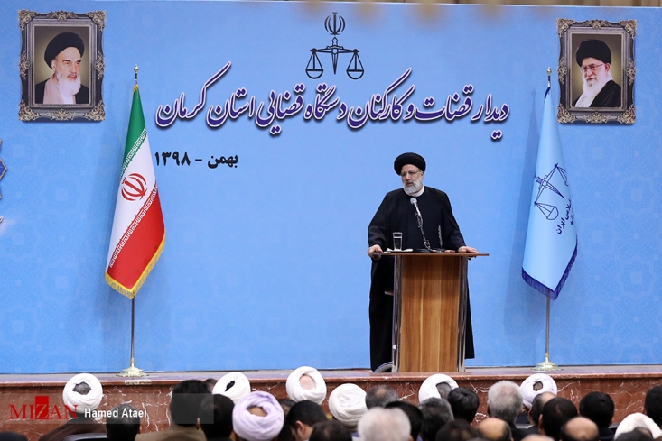 مسئولان قضائی در جمهوری اسلامی موضوع شهادت سردار سلیمانی را پیگیری میکنند/ تردید نداریم که انتقام شهید سلیمانی گرفته خواهد شد آیتالله رئیسی گفت: تردید نداریم که به برکت خون ایشان که به خون سیدالشهدا (ع) متصل شده است، این انتقام گرفته خواهد شد.