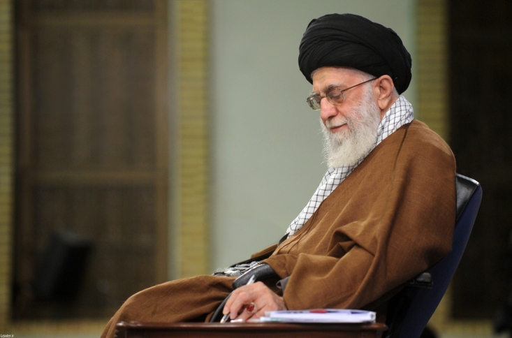 دولت هند در مقابل هندوهای افراطی بایستد/ قلب مسلمانان جهان از کشتار مسلمانان هند جریحهدار است ایشان ضمن اعلام این که قلب مسلمانان جهان از کشتار اخیر جریحهدار است، خواستار توقف این فجایع شدند و دولت هند را موظف دانستند تا در مقابل هندوهای افراطی و احزاب طرفدار آنها بایستد.