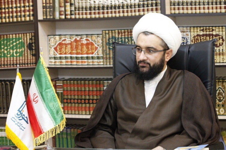 آقای مولوی عبدالحمید آیا به تبعات سخنان خود اندیشیده اید؟/ شما از نجابت و حیای نظام سوءاستفاده میکنید/ از علمای اهل سنت میخواهیم با تفرقهافکنان برخورد کنند عباس عربیان در واکنش به اظهارات مولوی عبدالحمید گفت:این سخنان نسنجیده باعث ایجاد باورها و تفکرات انحرافی و افراطی در جهان اسلام میشود که نمونه عینی آن ظهور گروهک تروریستی داعش در جهان اسلام میباشد.