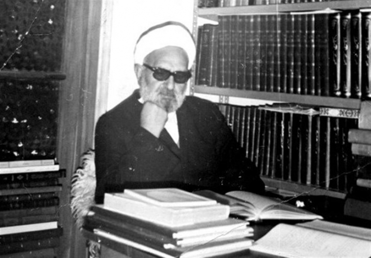 پیشنهاد رهبری آیتالله خامنهای توسط آیتالله امینی قبل از اجلاسیه خبرگان در سال ۶۸/ چرا خبرگان آیتالله خامنهای را انتخاب کرد؟ «در كمیسیون ولایت فقیه، شورایی حذف شده است، و امام نیز این نظر را تأیید كردند. بنابراین ناچاریم فرد مناسبی را پیدا كنیم، آقای خامنهای گفت: «چنین فردی را سراغ دارید؟» گفتم: «داریم. خودتان»