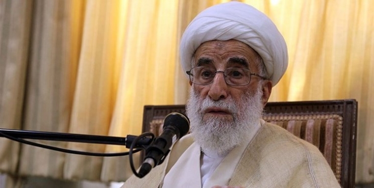انتقاد آیتالله جنتی از مصوبه سیاسی مجلس/ برخی به دنبال بی خاصیت کردن احراز صلاحیت داوطلبان هستند آیت الله جنتی گفت: بنده حتی پیش از انتخابات در مذاکرهای که با رئیس محترم مجلس داشتم به ایشان گفتم که باید اصلاح قانون انتخابات ناظر به سیاستهای کلی انتخابات باشد، اما متاسفانه طرح اخیر نه تنها هیچ نسبتی با سیاستهای کلی انتخابات ندارد.
