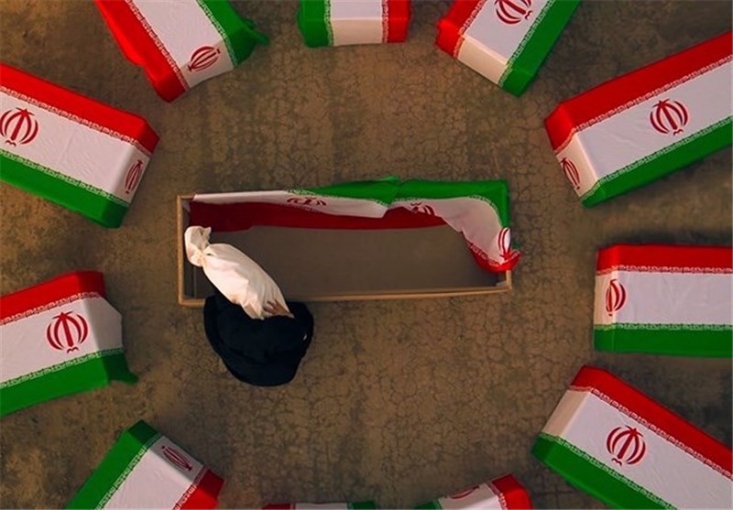 شهید افغانستانی که به جنگ تفرقهافکنیهای میان ایران و افغانستان آمد/ فداکاریهای مجاهدان گمنام افغان در جبهه حق آمارها نشان از حضور هزاران رزمنده افغانستانی را در طول دفاع مقدس در ایران میدهد که در جبهههای نبرد مقابل دشمن بعثی ایستادگی کردند و همراه با رزمندگانی از دیگر ملتها به دفاع از آرمانهای اسلامی پرداختند.