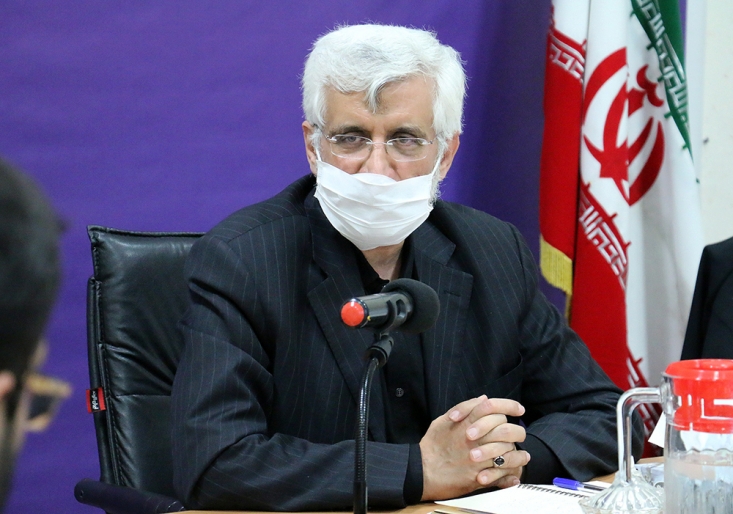 سینمای انقلابی میتواند روند کشور را تصحیح و تکمیل کند/ حقیقتگرایی غایت یک سینمای متعهد/ مشکلات خصوصی سازی را به تصویر بکشید جلیلی گفت: اعتقاد ما در جمهوری اسلامی این است که قدرت سینما به صورت ایجابی یا سلبی باید در جهتی باشد که انسانها، جوامع، مناسبات اقتصادی، فرهنگی، اجتماعی و سیاسی را به حقیقت نزدیک کند؛ سینمای متعهد را ما اینگونه تعریف میکنیم.
