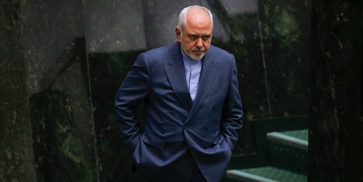 نمایندگان مجلس خطاب به ظریف: بیش از ۱۰ تُن اورانیوم غنی شده کشور را از دست ملت خارج کردید/ چرا شروط یازده گانه رهبری را رعایت نکردید؟/ انتقاد به میلیاردها دلار خسارت در قراردادهای کرسنت، صادرات گاز به ترکیه، واردات گاز از ترکمنستان و... مجتبی ذوالنور گفت: آقای ظریف! ریل گذاری و هدف گذاری در خصوص سیاست خارجی ما در دوران شما از ابتدا غلط بود. شما مسیر را کج ریلگذاری کردید. اهداف ملت در مسیری که شما تعیین کردید محقق نشد.