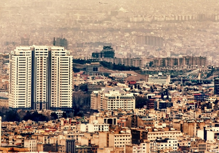 متوسط قیمت هر متر واحد مسکونی معامله شده مسکن در شهر تهران در تیر ماه 99 با 56.6 درصد افزایش به 20 میلیون و 910 هزار تومان رسیده است.